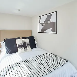 https://west-cliff-view.yorkshirehotels.net