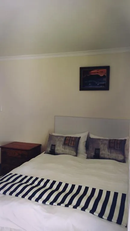 Homestay 12 Greenpoint Guesthouse South Africa